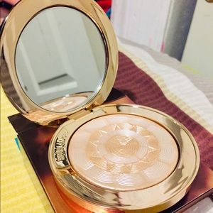 LIMITED EDITION Estée Lauder bronze goddess bronze